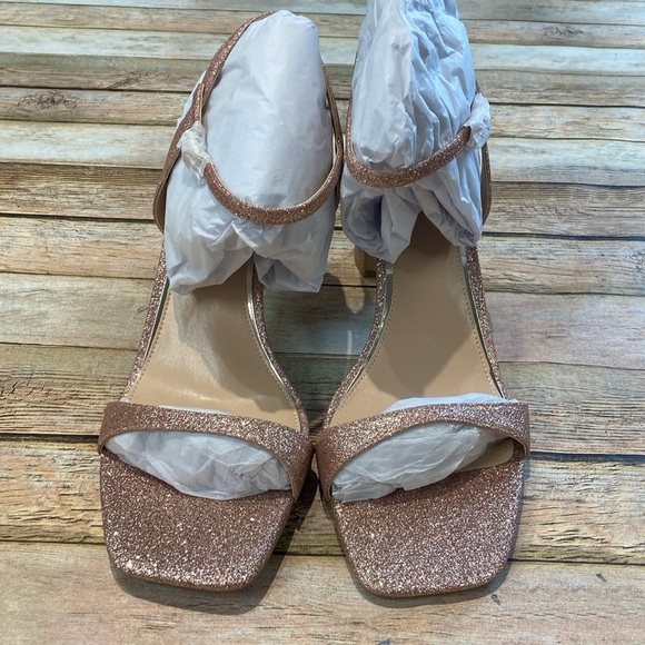 Jewel Badgley Mischka Rayla Sandal NWT - Picture 2 of 6